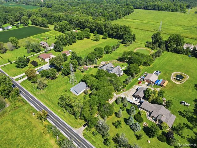 61400 Romeo Plank Road, Ray, MI 48096