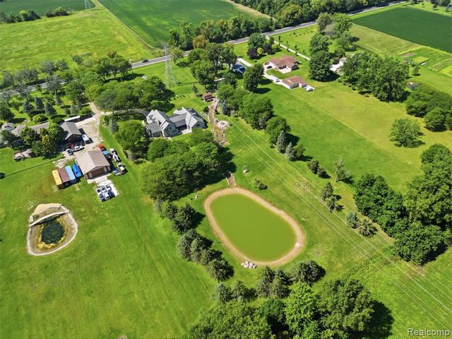 61400 Romeo Plank Road, Ray, MI 48096