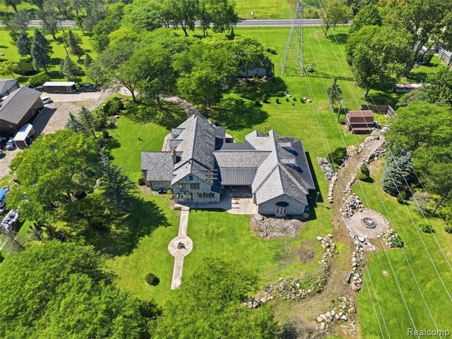 61400 Romeo Plank Road, Ray, MI 48096