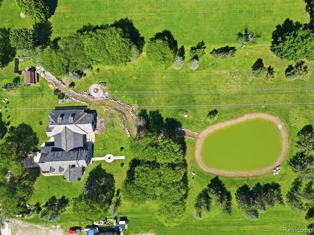 61400 Romeo Plank Road, Ray, MI 48096