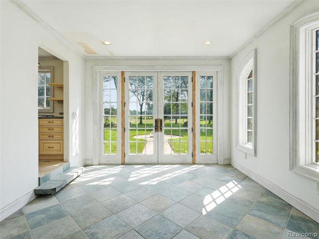 61400 Romeo Plank Road, Ray, MI 48096