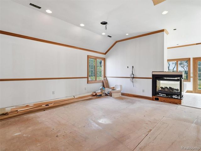 61400 Romeo Plank Road, Ray, MI 48096