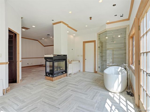 61400 Romeo Plank Road, Ray, MI 48096