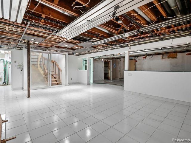 61400 Romeo Plank Road, Ray, MI 48096