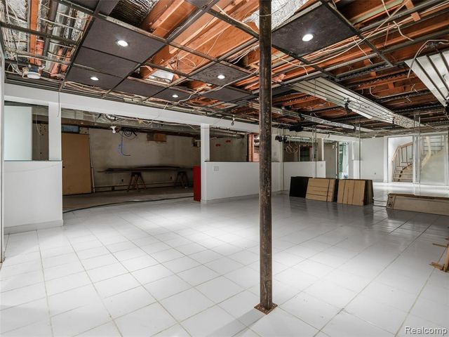 61400 Romeo Plank Road, Ray, MI 48096