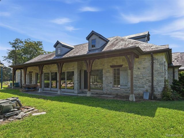 61400 Romeo Plank Road, Ray, MI 48096
