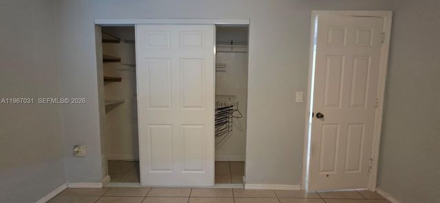 5900 Atlanta St, Hollywood, FL 33021