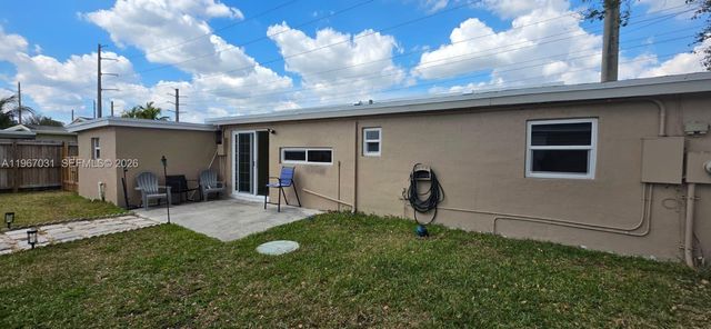 5900 Atlanta St, Hollywood, FL 33021