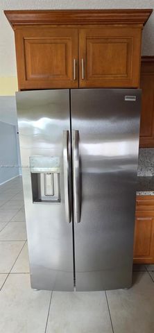 5900 Atlanta St, Hollywood, FL 33021