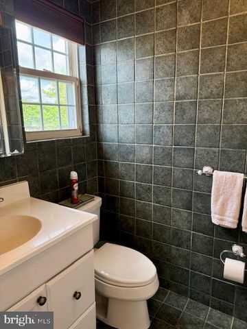 1549 BARNSWALLOW DR, Bensalem, PA 19020