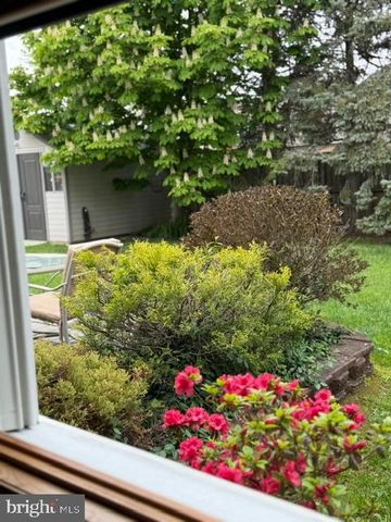 1549 BARNSWALLOW DR, Bensalem, PA 19020