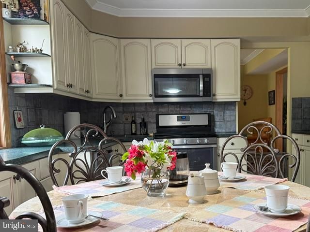 1549 BARNSWALLOW DR, Bensalem, PA 19020