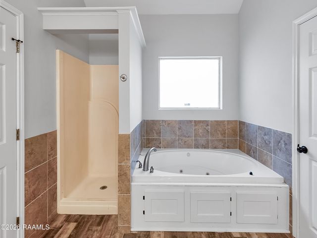 100 Bull Run Circle, Broussard, LA 70518