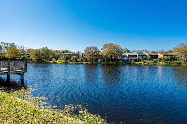 7120 WATERSIDE DRIVE 106, Tampa, FL 33617