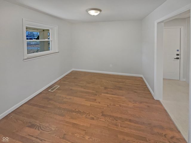 5530 Skyridge Drive, Indianapolis, IN 46250