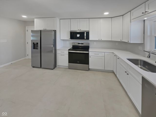 5530 Skyridge Drive, Indianapolis, IN 46250