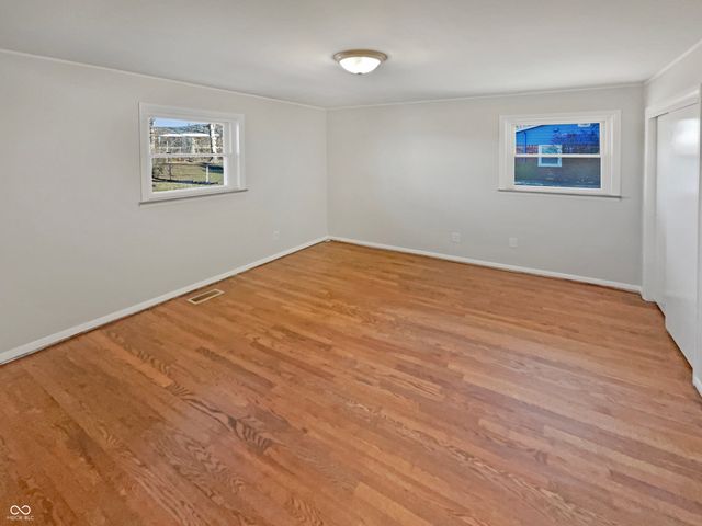 5530 Skyridge Drive, Indianapolis, IN 46250