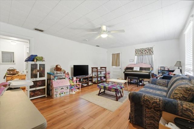 104 14TH STREET SE, Winter Haven, FL 33884