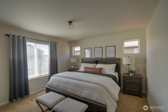 18936 112th Avenue Ct E, Puyallup, WA 98374