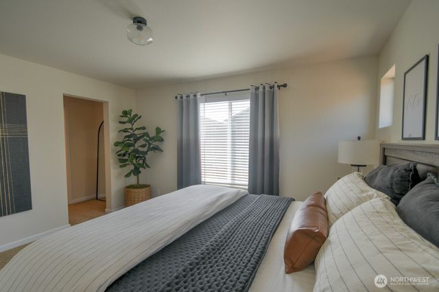 18936 112th Avenue Ct E, Puyallup, WA 98374