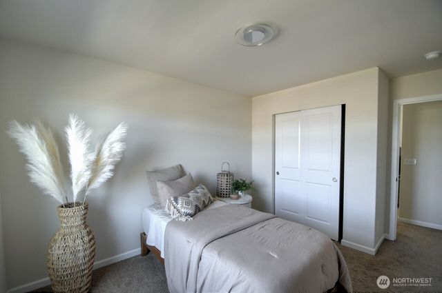 18936 112th Avenue Ct E, Puyallup, WA 98374