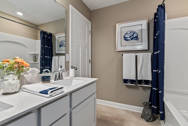 8933 Periwinkle Boulevard, Woodbury, MN 55129