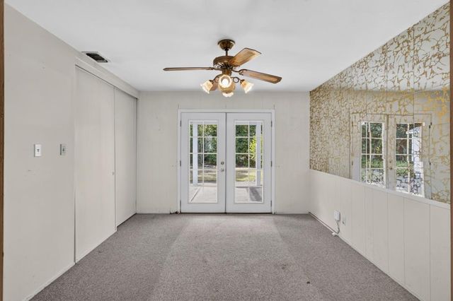 1220 Palm Ave, Roseville, CA 95661