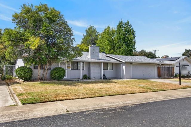 1220 Palm Ave, Roseville, CA 95661