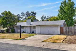 1220 Palm Ave, Roseville, CA 95661