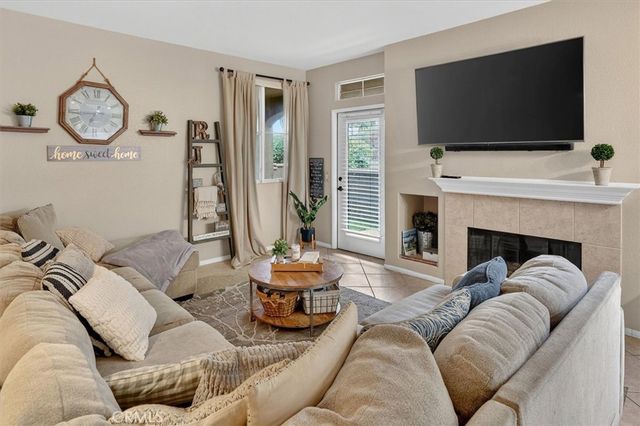 17955 Lost Canyon, Canyon Country, CA 91387