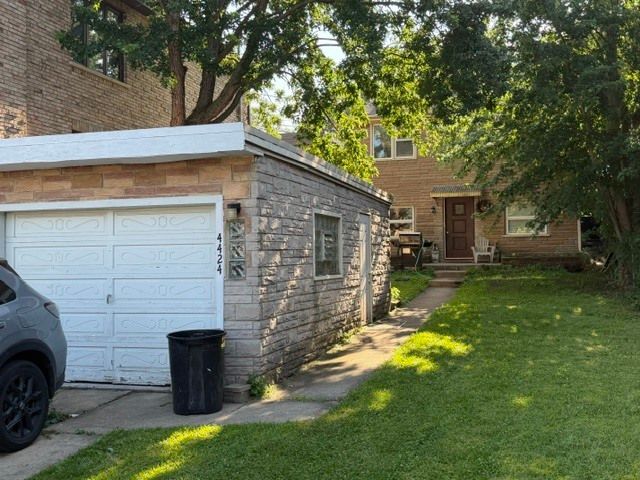 4424 N Natchez Avenue, Harwood Heights, IL 60706