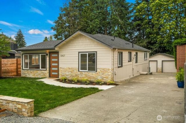 13427 5th Avenue SW, Burien, WA 98146