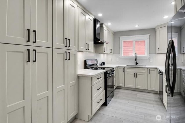 13427 5th Avenue SW, Burien, WA 98146