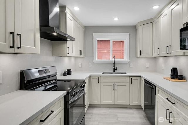 13427 5th Avenue SW, Burien, WA 98146