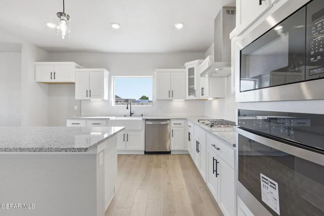 3801 Cope Place, El Paso, TX 79938