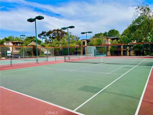 8840 Villa La Jolla Drive 220, La Jolla, CA 92037