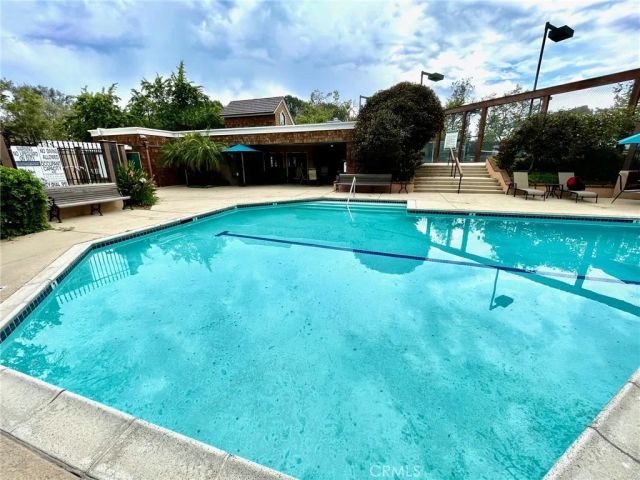 8840 Villa La Jolla Drive 220, La Jolla, CA 92037