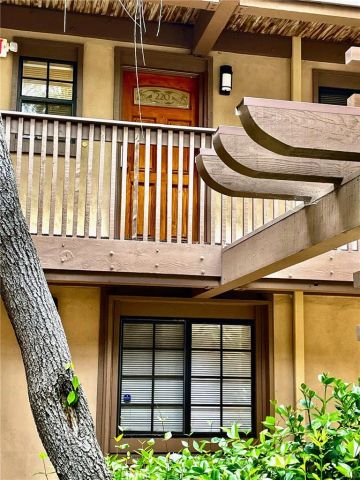 8840 Villa La Jolla Drive 220, La Jolla, CA 92037