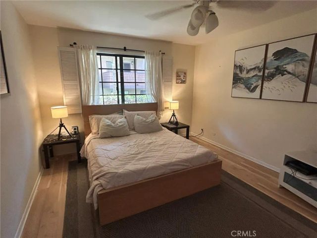 8840 Villa La Jolla Drive 220, La Jolla, CA 92037