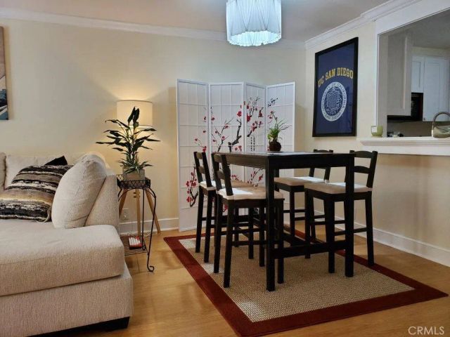 8840 Villa La Jolla Drive 220, La Jolla, CA 92037