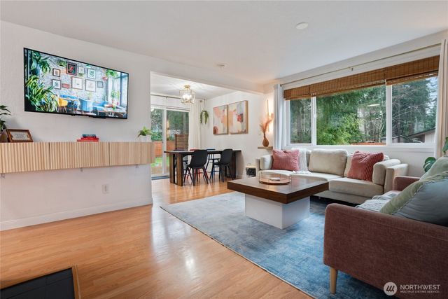 11405 149th Avenue NW, Gig Harbor, WA 98329