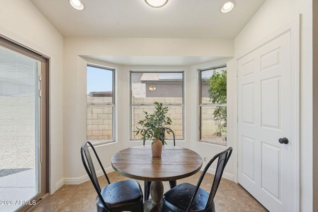 23642 N 36TH Drive, Glendale, AZ 85310