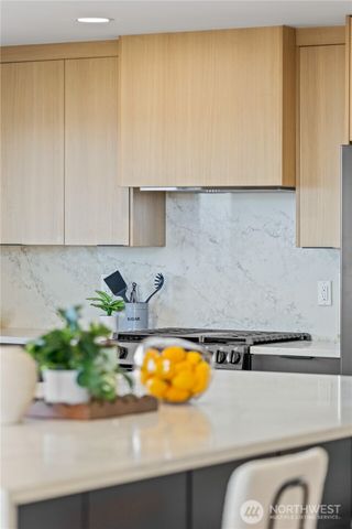 28624 8th Place S, Federal Way, WA 98003