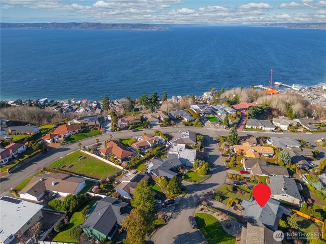 28624 8th Place S, Federal Way, WA 98003