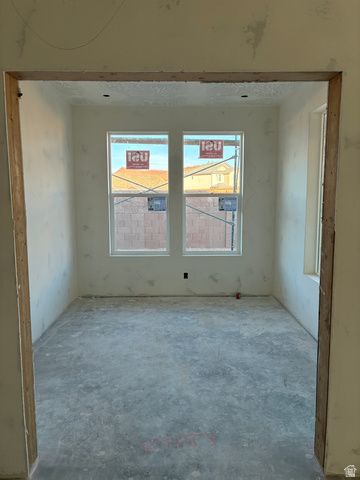 5353 S SHOREBREAK DR, Washington, UT 84780