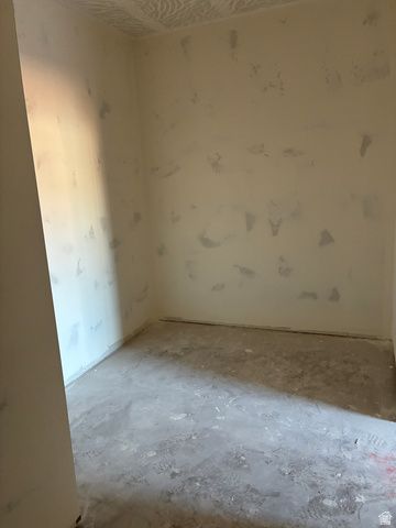 5353 S SHOREBREAK DR, Washington, UT 84780