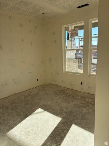 5353 S SHOREBREAK DR, Washington, UT 84780