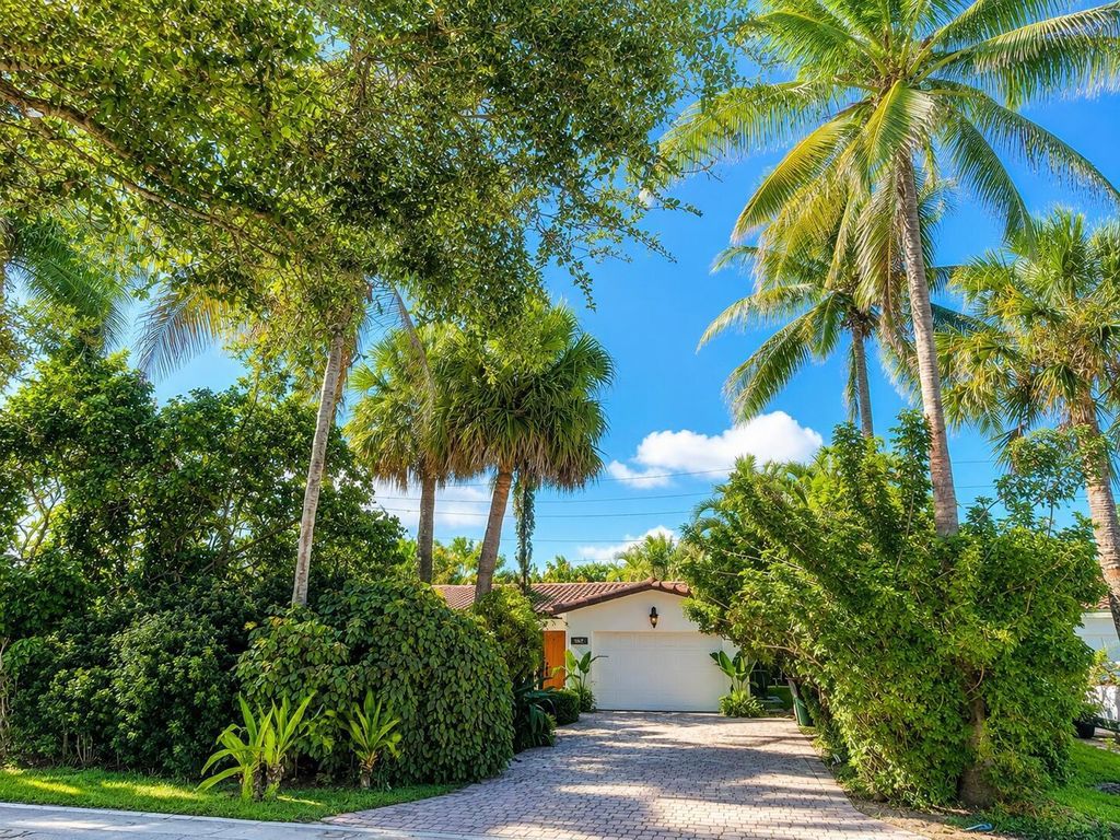 921 NW 7th Street, Boca Raton, FL 33486