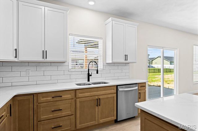1365 Dove Hollow Court, O'fallon, IL 62269