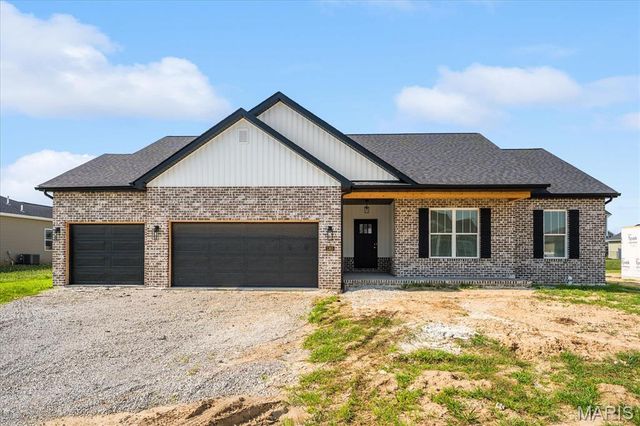 1365 Dove Hollow Court, O'fallon, IL 62269
